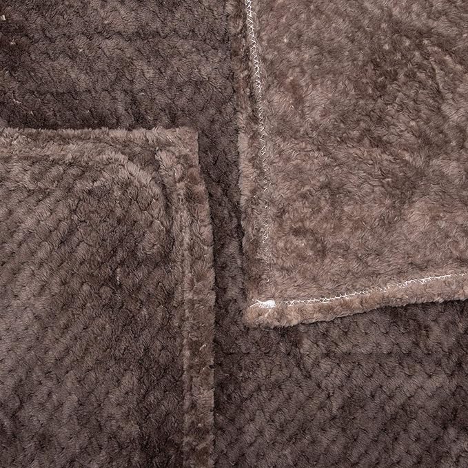 Fuzzy Throw Blanket, Plush Fleece Blankets for adults, Toddler, boys and Girls, Warm Soft Blankets and Throws for Bed, Couch, Sofa, Travel and Outdoor, Camping (Queen(80"x90"), XXL-Eagle Grey)