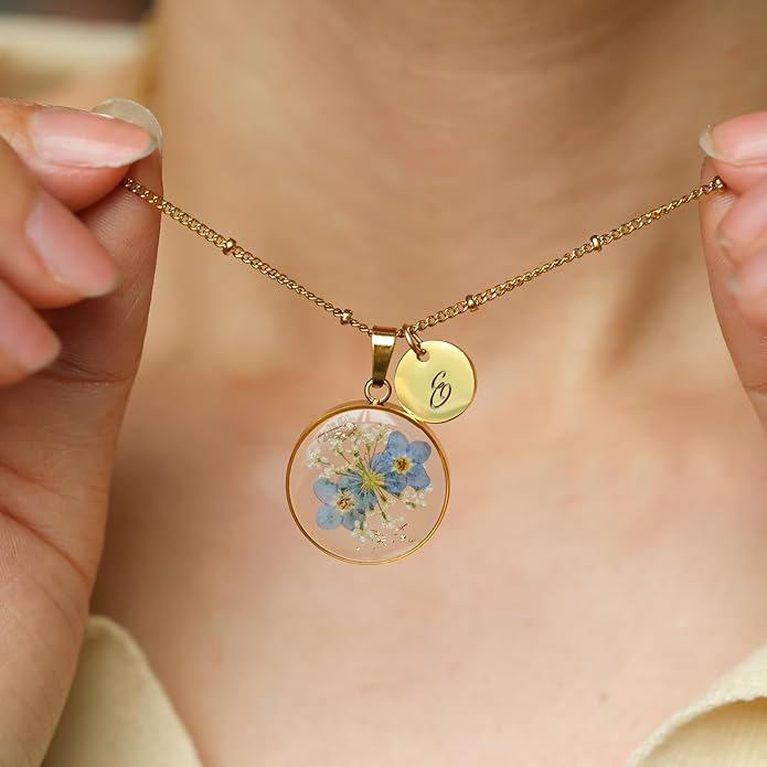 Handmade Pressed Forget-Me-Not Flower Initial Necklace - Real Flower Resin Pendant - Personalized Floral Jewelry Gift for Women - Elegant Botanical Keepsake