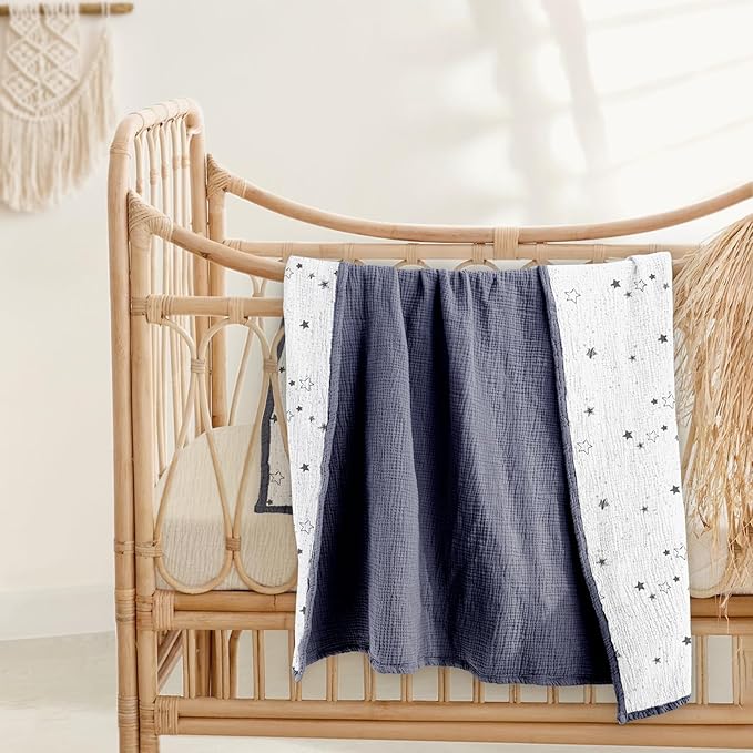 Lulu moon Muslin Quilt Blanket, Crib Blanket for Baby and Toddler,47x47 Inches(Blue Star)