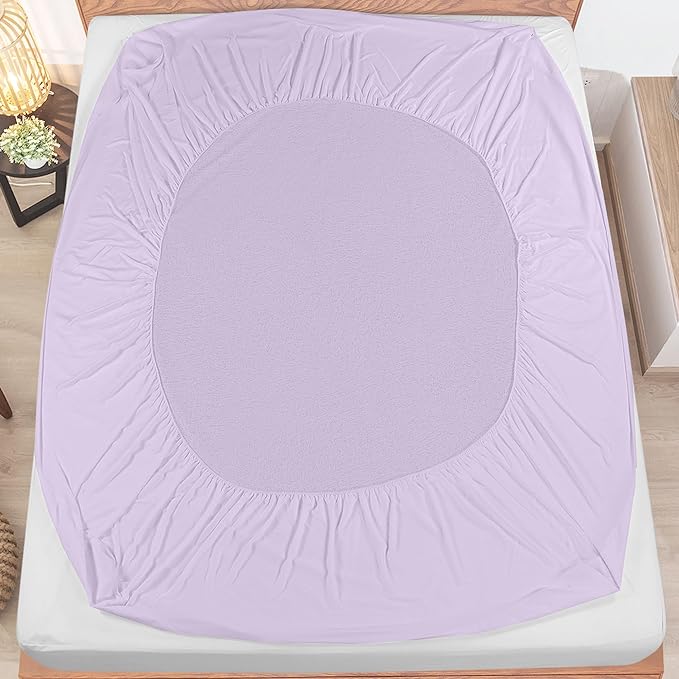 Utopia Bedding Waterproof Mattress Protector Twin Size, Premium Terry Mattress Cover 200 GSM, Breathable, Fitted Style with Stretchable Pockets (Lavender)